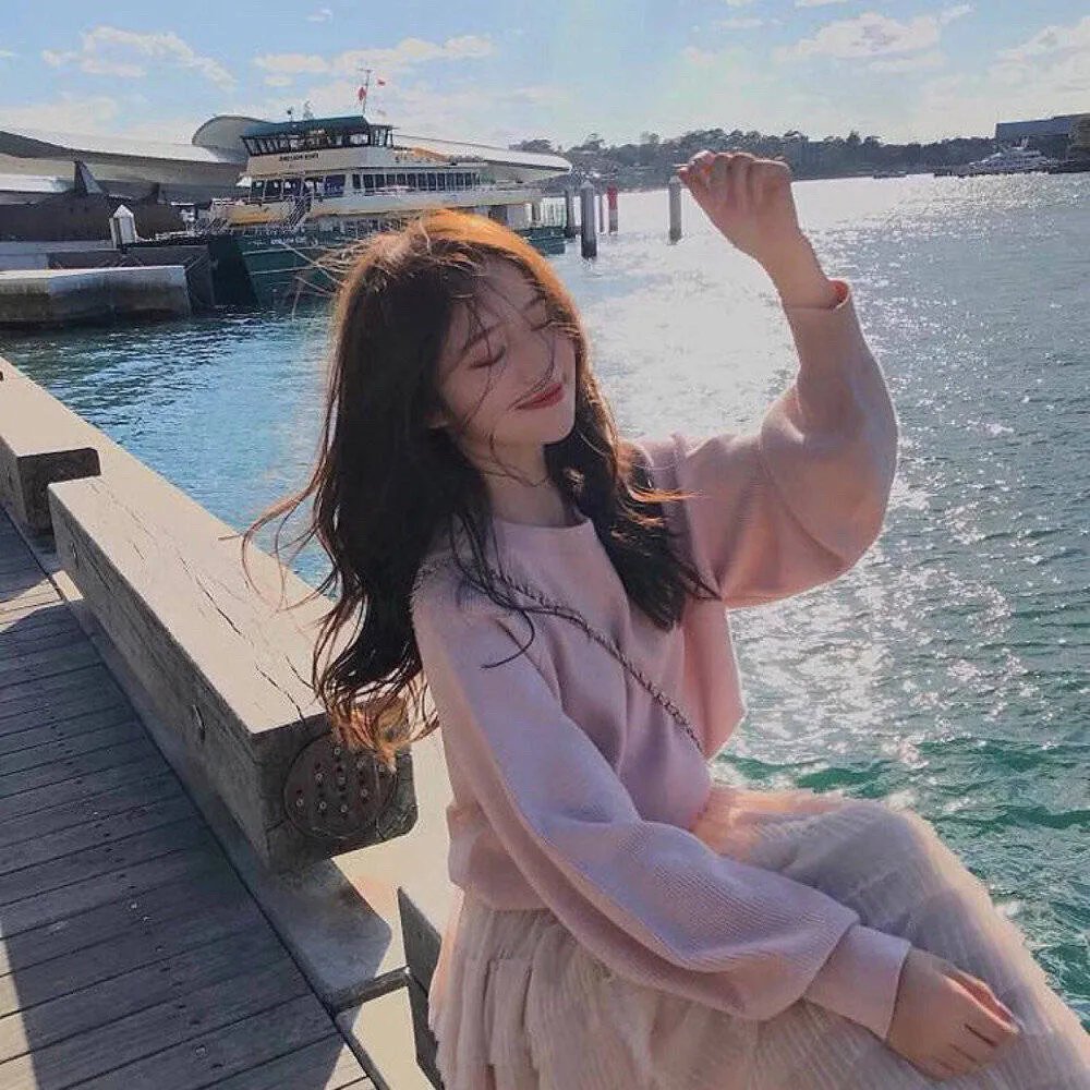恐怖小说家海报